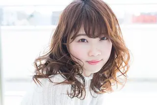 セミロング カラー 小野 和摩のヘアスタイル