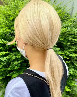 ロング カラー RAIMA ケアハイトーンのヘアスタイル