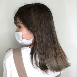 ミディアム 鶴﨑 美優亜のヘアスタイル