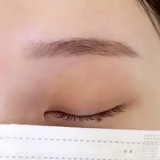 アイブロウ 坂田 りおのマツエク・マツパデザイン