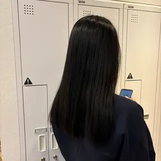 カラー 祝 莉子のヘアスタイル