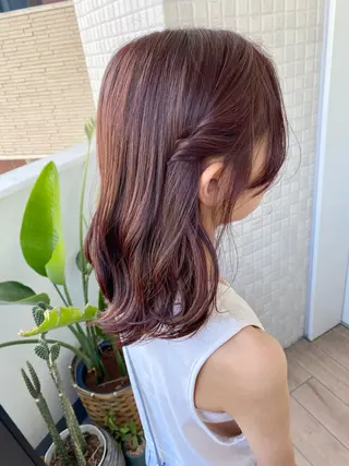カラー 透けるベージュ/ 艶カラー♡のヘアスタイル
