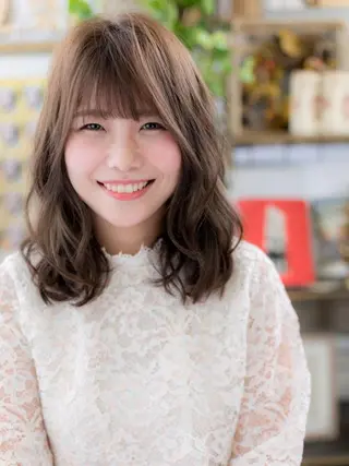 ミディアム パーマ 出川 宙☘️のヘアスタイル