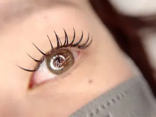 マツエク・マツパ BLista. Mayのマツエク・マツパデザイン