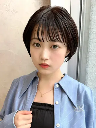ショート カラー 💍新宿ショート 💍岩田莉奈のヘアスタイル