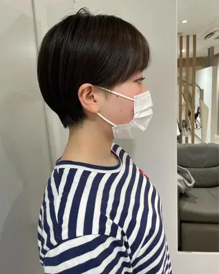 ショート 太田ありさ クリーミーヘアカラーのヘアスタイル