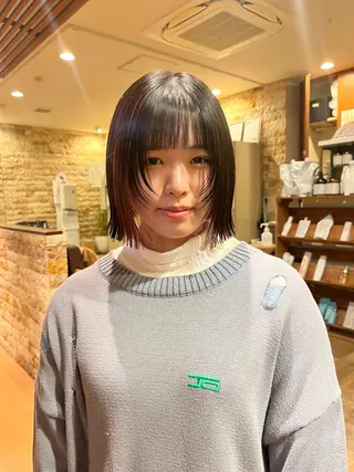 ショート たおちゃん／レイヤー ／透明感カラーのヘアスタイル