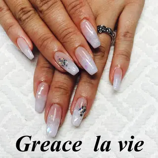 ロング カラー パーマ ヘアアレンジ キッズ ネイル マツエク・マツパ Greace  la vieのネイルデザイン