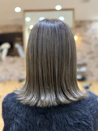 ミディアム YASUHIRO グレージュ/メンズのヘアスタイル