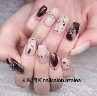 ネイル R inのネイルデザイン