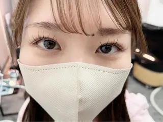 マツエク・マツパ Charmeme シャルムミーの眉毛・アイブロウイメージ