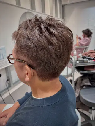 ショート カラー メンズ 渋谷 とまとのヘアスタイル