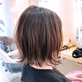 ショート カラー 小田 亮のヘアスタイル