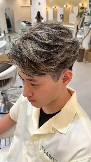 カラー メンズ 麻柄 純也のヘアスタイル