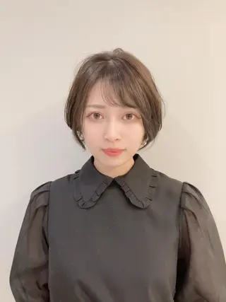 ショート パーマ 新店舗の準備中😴 松原 寿花のヘアスタイル