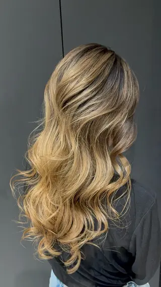 ロング 【✨モデル様募集✨】 MINAMIのヘアスタイル