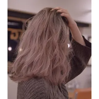 ミディアム カラー 小顔ショートヘア♪ TAKUMIのヘアスタイル