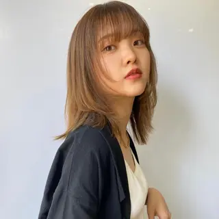 ミディアム カラー Pia ツボイ ケイタのヘアスタイル