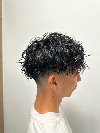 ショート パーマ 千葉弘平 🔥波巻き特化🔥のヘアスタイル
