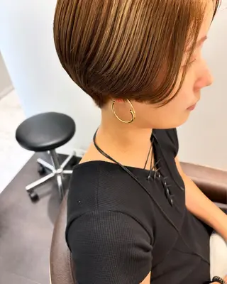 ショート カラー Mina Akiyamaのヘアスタイル