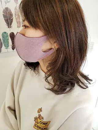 ミディアム カラー 清水 沙織のヘアスタイル