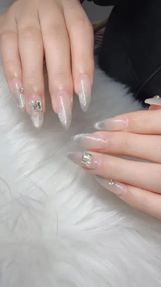 ネイル Lee Nailsのネイルデザイン