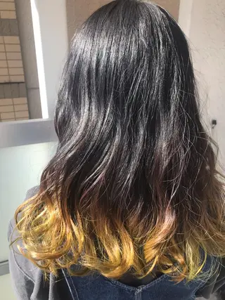 ロング カラー 岩谷/ブリーチ 🪽透明感カラーのヘアスタイル