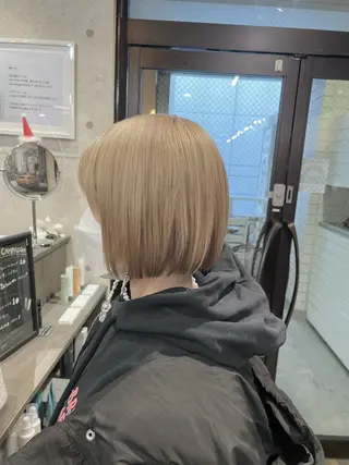 ショート カラー 藤田 清志のヘアスタイル