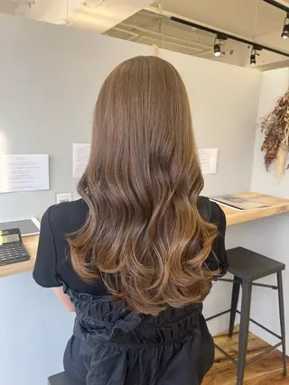 ロング 木寺 樹莉のヘアスタイル