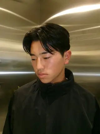 ショート ARISA︎ メンズハイトーンのヘアスタイル