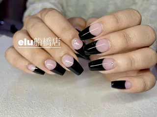 ネイル elu :nail&eyeのネイルデザイン
