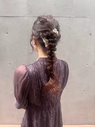 セミロング ヘアアレンジ 🎗️【ヘアセット 美眉】吉川玲🎗️のヘアスタイル