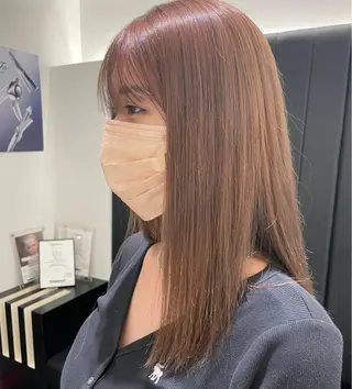 ミディアム カラー 海外レイヤー/赤み 消しカラー/上原聖奈のヘアスタイル