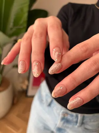 ネイル Glanz regaroのネイルデザイン