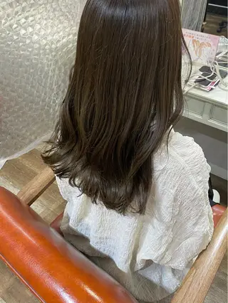 ロング カラー otoha✳︎ くすみ艶カラーのヘアスタイル