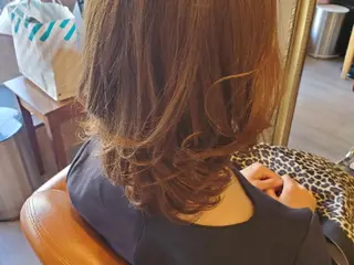 セミロング カラー マツエク・マツパ ネイル spa hair ark 富井直美のヘアスタイル