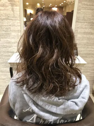 ショート カラー カワサキ ヒナコのヘアスタイル