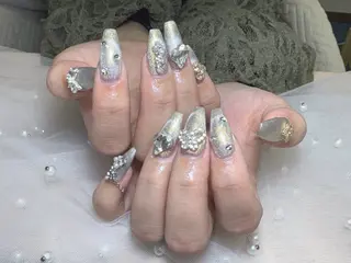 ネイル Chiara 長さだしのネイルデザイン