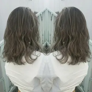 ミディアム 今中 小百合のヘアスタイル