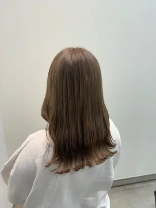 セミロング 堀越 美羽のヘアスタイル