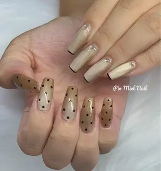 ミディアム Pio Mielのネイルデザイン