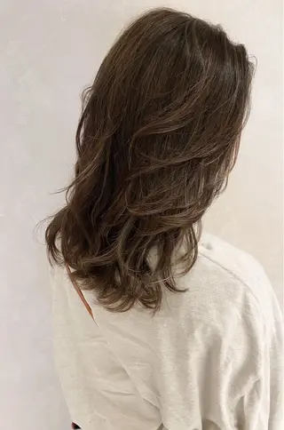 セミロング 小川 裕太のヘアスタイル
