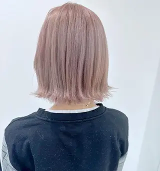 ショート カラー 小顔レイヤー/ ベージュ🤍Rieのヘアスタイル