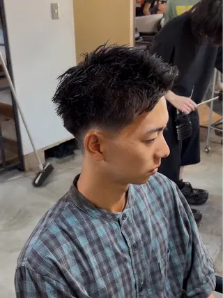 ショート 新井 郁矢の眉毛・アイブロウイメージ