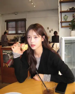 ロング カラー 莉乃/縮毛矯正/髪質 改善/艶カラーのヘアスタイル