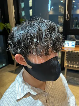 ショート パーマ メンズ 波巻きスパイラルパー マ/シャドウパーマ駿のヘアスタイル