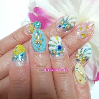 ネイル 田代 夏子のネイルデザイン