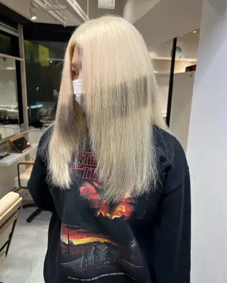 ミディアム デザイン🥇複雑履歴 ハイトーン特化のヘアスタイル