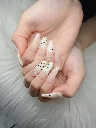 ネイル Lee Nailsのネイルデザイン
