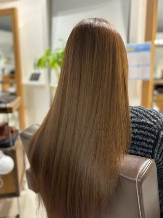 ロング 岩崎 裕次のヘアスタイル